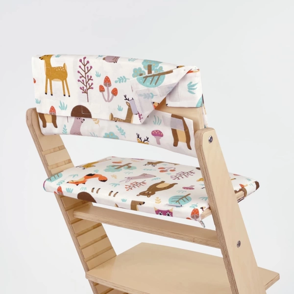 Комплект подушек-чехлов, звери в лесу, на спинку и сиденье для растущего стула Rumbik Kit.